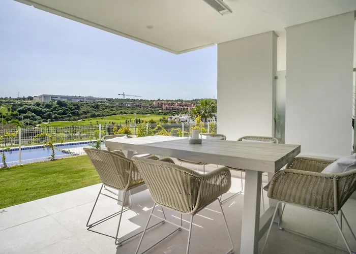 Fabuloso Con Jardin Privado Y Jacuzzi. Estepona