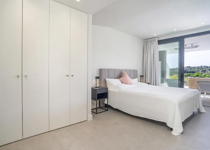 Fabuloso Con Jardin Privado Y Jacuzzi. * Estepona