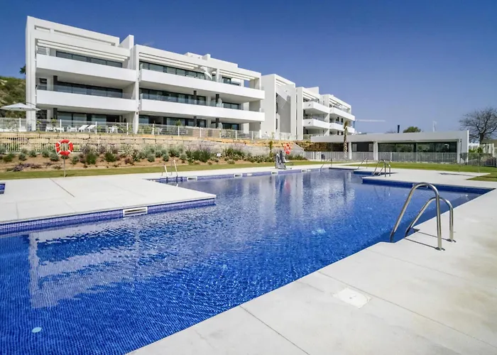 Fabuloso Con Jardin Privado Y Jacuzzi. Estepona