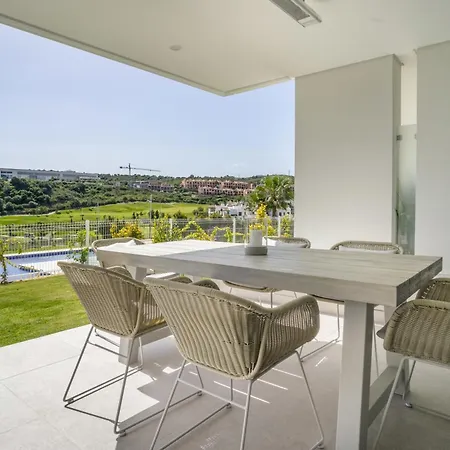 Fabuloso Con Jardín Privado Y Jacuzzi Estepona