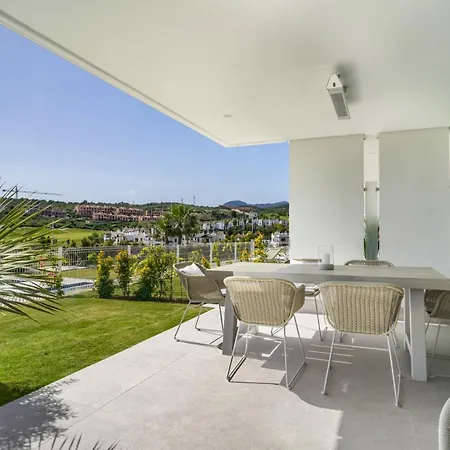 Apartamento Fabuloso Con Jardín Privado Y Jacuzzi *