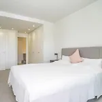 Apartment Fabuloso Con Jardin Privado Y Jacuzzi.