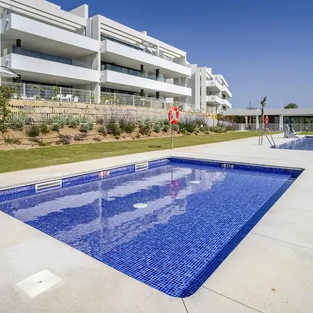 Apartment Fabuloso Con Jardin Privado Y Jacuzzi. Estepona