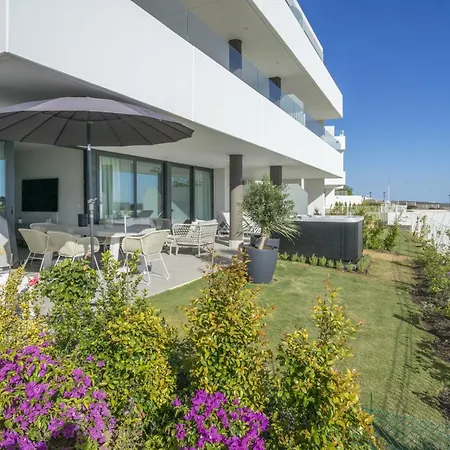 Fabuloso Con Jardin Privado Y Jacuzzi. * Estepona