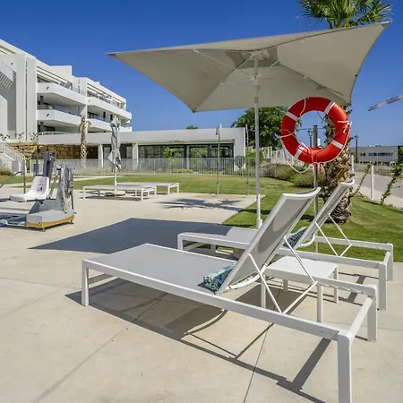 Fabuloso Con Jardin Privado Y Jacuzzi. *