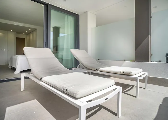 公寓 Fabuloso Con Jardin Privado Y Jacuzzi. 埃斯特波纳